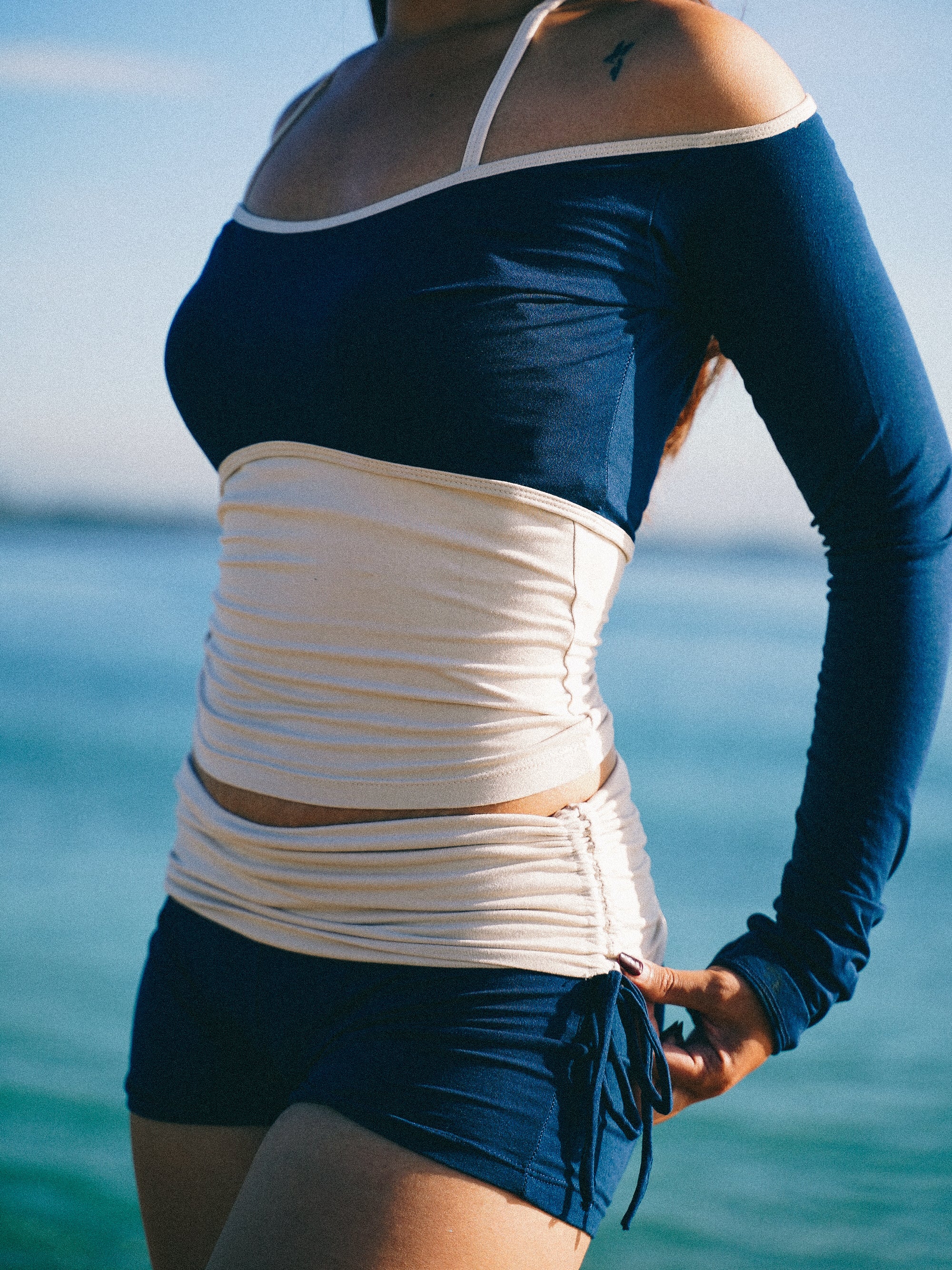 OCEAN Top in Navy Blue